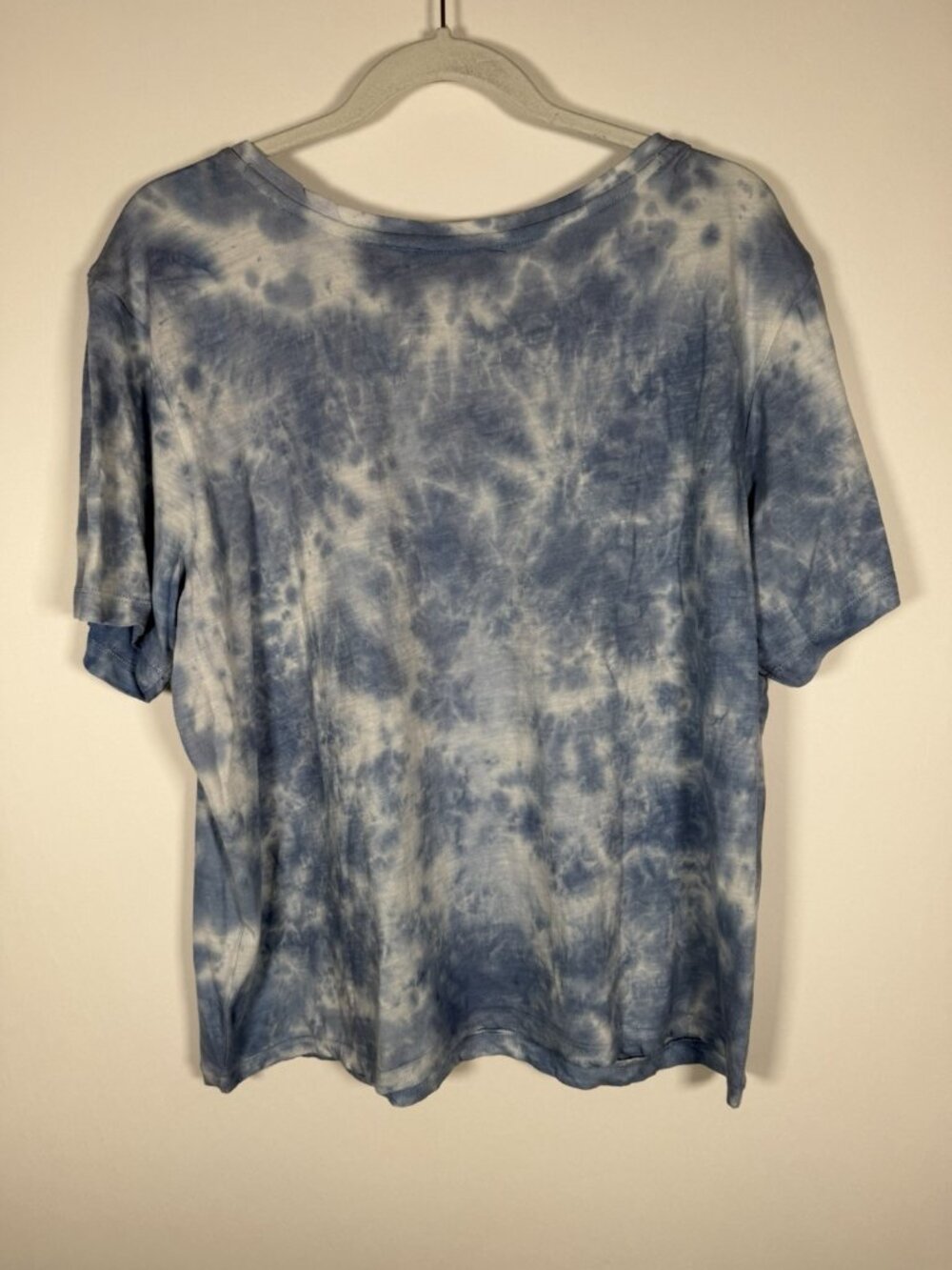LoveShackFancy blue white tie-dye scoop neck embroidered Bohemian tshirt XL - Picture 3 of 11